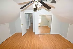 2198 Willow St, Wantagh, NY 11793 - Photo 46