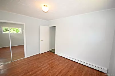 2198 Willow Street, Wantagh, NY 11793 - Photo 20