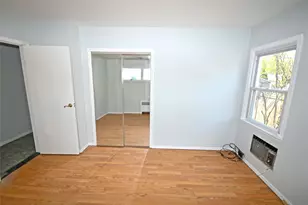 2198 Willow St, Wantagh, NY 11793 - Photo 16