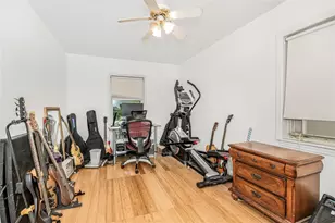 2733 Tenbroeck Ave, Bronx, NY 10469 - Photo 10