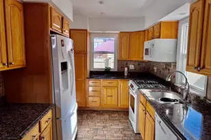 980 Siems Ct, North Bellmore, NY 11710 - Photo 8
