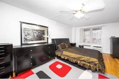 241-20 Northern Blvd #5E, Little Neck, NY 11362 - Photo 16