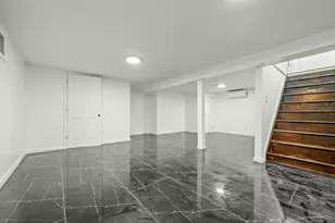 166-03 69th Ave, Fresh Meadows, NY 11366 - Photo 18