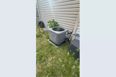 519 Sweezy Avenue, Riverhead, NY 11901 - Photo 16