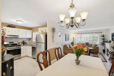 181 Storm Drive, Holtsville, NY 11742 - Photo 8