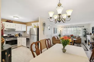 181 Storm Dr, Holtsville, NY 11742 - Photo 8