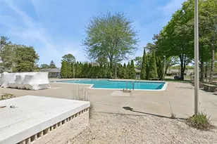 181 Storm Dr, Holtsville, NY 11742 - Photo 20