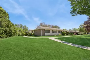 181 Storm Dr, Holtsville, NY 11742 - Photo 18