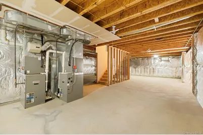 29 Pinehurst Drive, Mount Sinai, NY 11766 - Photo 34