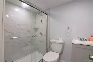 2287 Feuereisen Ave, Ronkonkoma, NY 11779 - Photo 14