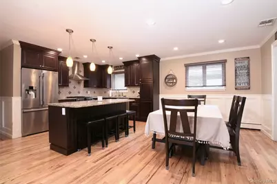 2287 Feuereisen Avenue, Ronkonkoma, NY 11779 - Photo 4