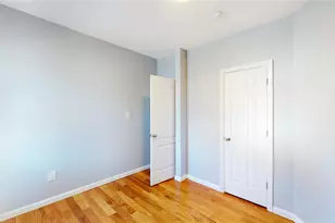 107-01 Liverpool St, Jamaica, NY 11435 - Photo 18