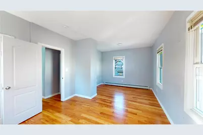 10701 Liverpool Street, Jamaica, NY 11435 - Photo 16