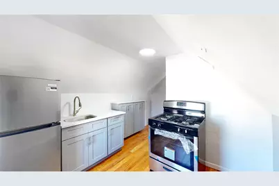 10701 Liverpool Street, Jamaica, NY 11435 - Photo 24