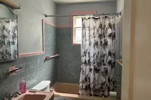 62-53 80th Rd, Glendale, NY 11385 - Photo 10