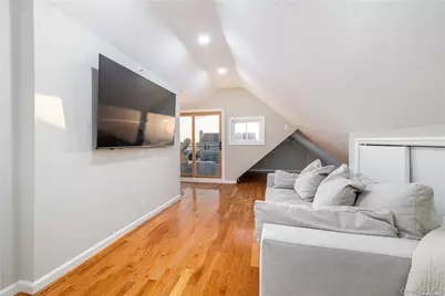 308 Bedell Street, Freeport, NY 11520 - Photo 20