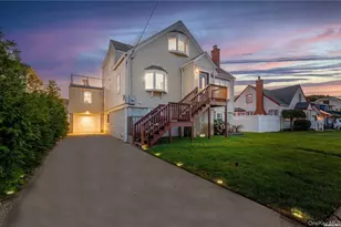 308 Bedell St, Freeport, NY 11520 - Photo 2