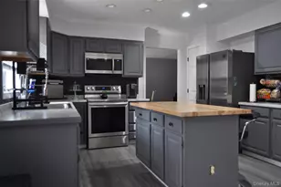 53 Leo Ln, Poughquag, NY 12570 - Photo 4