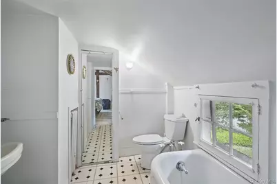 229 Trinity Pass Road, Pound Ridge, NY 10576 - Photo 18