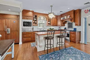 11-20 Shore Rd, Douglaston, NY 11363 - Photo 20