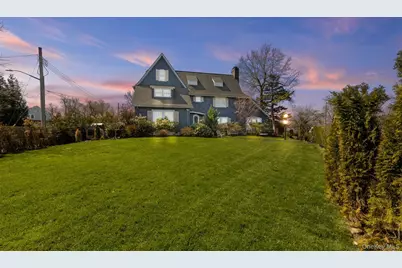 1120 Shore Road, Douglaston, NY 11363 - Photo 2