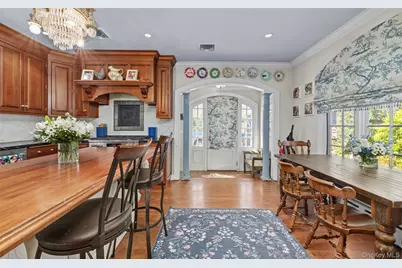 1120 Shore Road, Douglaston, NY 11363 - Photo 22