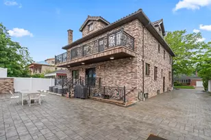 63-41 252nd St, Little Neck, NY 11362 - Photo 32