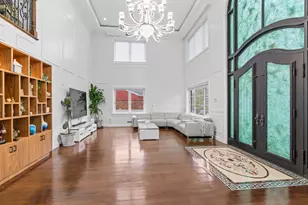 63-41 252nd St, Little Neck, NY 11362 - Photo 4