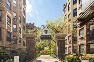 760 Brady Ave Ave, Bronx, NY 10462 - Photo 1