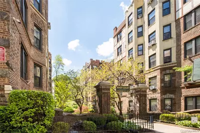 760 Brady Avenue Avenue #417, Bronx, NY 10462 - Photo 2