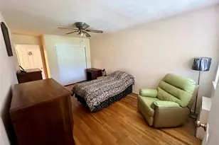 86-10 151st Ave, Howard Beach, NY 11414 - Photo 8