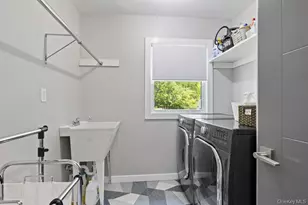 106 S Airmont Rd, Suffern, NY 10901 - Photo 32