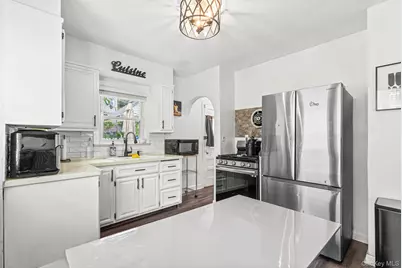 66 Murray Avenue, Yonkers, NY 10704 - Photo 6