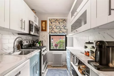 316 Richbell Road #C2, Mamaroneck, NY 10543 - Photo 8