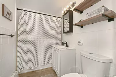 133 Spring Lane, Levittown, NY 11756 - Photo 16