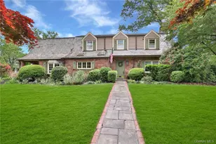 6 Fairmont Ave, Pearl River, NY 10965 - Photo 2