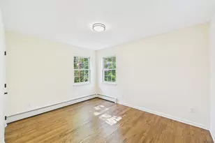 349 E Main St, Centerport, NY 11721 - Photo 10