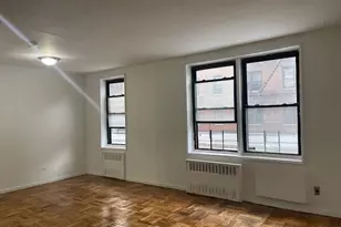 108-49 63rd Ave, Forest Hills, NY 11375 - Photo 6