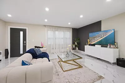 254 Hyatt Avenue, Yonkers, NY 10704 - Photo 6