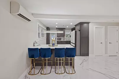 254 Hyatt Avenue, Yonkers, NY 10704 - Photo 8