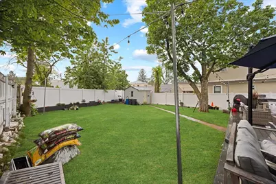 254 Hyatt Avenue, Yonkers, NY 10704 - Photo 30