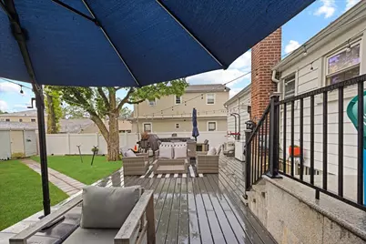 254 Hyatt Avenue, Yonkers, NY 10704 - Photo 26