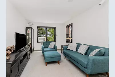 485 E Lincoln Avenue #409, Mount Vernon, NY 10552 - Photo 4