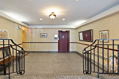 205 E 238th Street #22, Bronx, NY 10470 - Photo 14