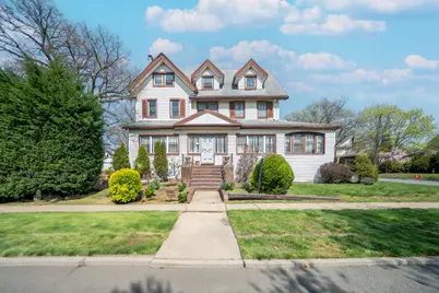 536 Albemarle Road, Cedarhurst, NY 11516 - Photo 2