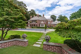 8 Vista Ln, Brookville, NY 11545 - Photo 44