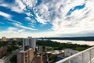 640 W 237th St, Bronx, NY 10463 - Photo 16