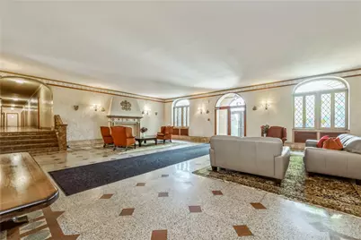 12 Hamilton Place #A-10, Garden City, NY 11530 - Photo 2