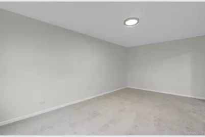 204-15 Foothill Avenue #B53, Hollis, NY 11423 - Photo 16