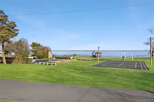 67 North Rd, Hampton Bays, NY 11946 - Photo 12